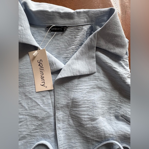 Shein  top  crop and cross wrap - Picture 5 of 7